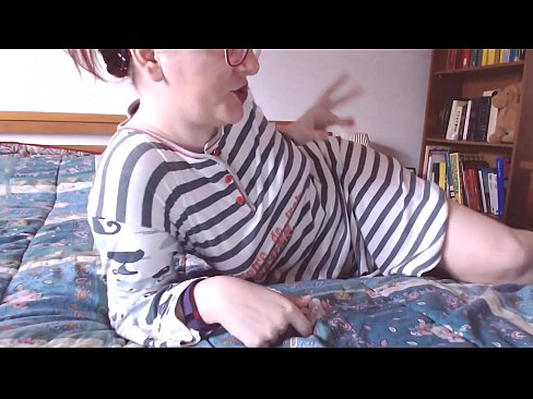 ❤️ E lawe i kēia moa ʻeleʻele nui i loko o kou waha ke kauā liʻiliʻi Porn video ma porn haw.porncomixone.ru ❌️