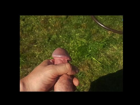 ❤️ Hot hottie gets her pink pussy fucked and cums with a squirt in a summer garden Porn video ma porn haw.porncomixone.ru ❌️